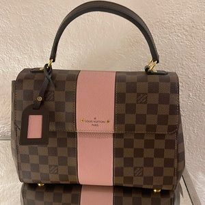 Louis Vuitton Bond ST .MM D.EBE. MAGNOLIA